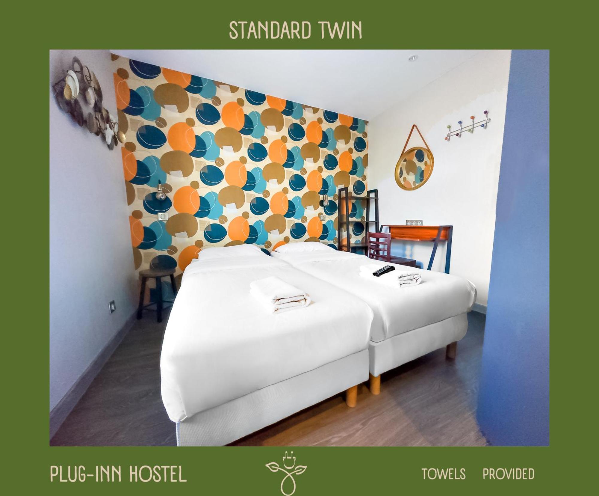 Plug Inn Montmartre By Hiphophostels Paris Exteriör bild